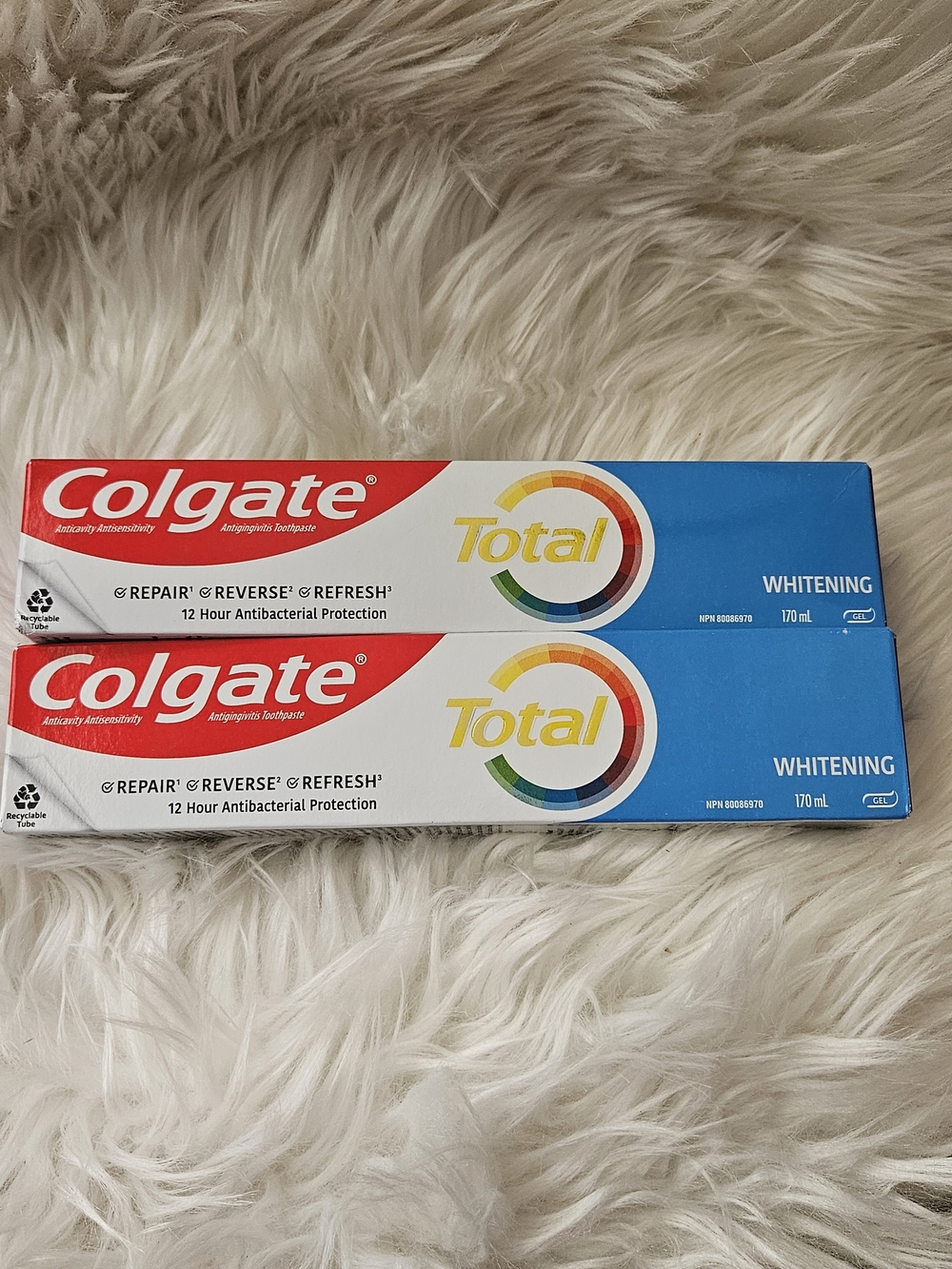 Colgate Total Whitening Toothpaste - Blue/White